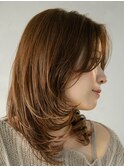 ミディアムレイヤー透明感カラーマロンベージュ青山表参道