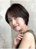 「岩田莉奈」40代50代に人気の似合わせ丸みショートボブ　新宿