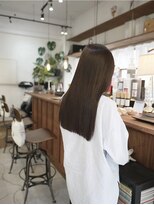 ルート(root)&nbsp;グレージュ　伸ばしかけ　ミディアム