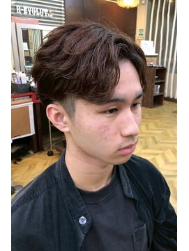 レボルトヘアー(R EVOLUT hair) 刈り上げセンターパート/波巻きツイストスパイラル/柏駅