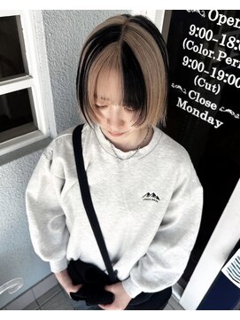 イースブルー 丸亀店(Y’s Blue) 白黒ブロックカラー☆★
