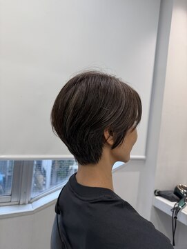プラス(PLUS) 小顔に見える!ショートボブ