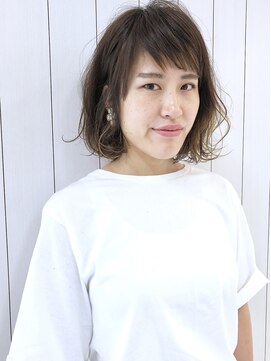 トリッシュ ビー(Trish-b) 19.ボブ×ハイライト