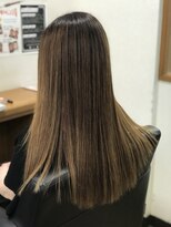 ヘアーメイクエアーセントラーレ(HAIR MAKE air Zentrale)&nbsp;フォルムコントロールでダメージ改善