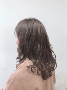 アイズヌーボー(I's NUBOU) 似合わせカット/インナーカラー/ハイライト/函館