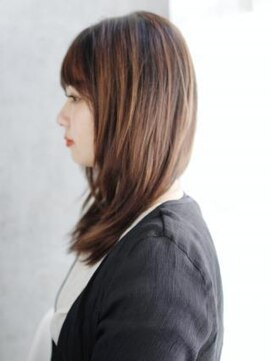 ヘアメイク ナル(hair make nalu) 透け感バングのナチュラルレイヤー