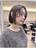 透ける顔周りカットタッセルボブ