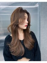 リリー(Lilley)&nbsp;天神髪質改善/韓国/韓国風/天神韓国ヘア/顔まわり/前髪カット