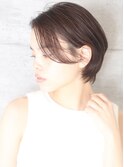 40代50代小顔黒髪ネビージュボブルフワンレン前髪なしショート