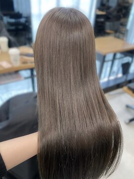 アリュウル 表参道(ALLURE) ブリーチなしwカラーで作る＊くすみベージュカラー◯伊藤