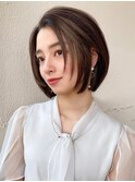 シースルーぱっつん前髪ミニウルフボブチェリーブラウン