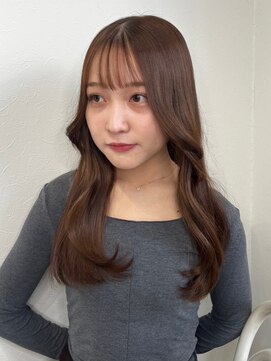 アンニュ(annuy) レイヤーカット ブラウンベージュ 透明感カラー 前髪カット 艶髪