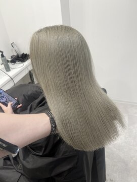 オリーブベージュ/ケアブリーチ/ダブルカラー/ハイトーン