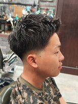 フォーコーナーズカットショップスリーセント 栄(FourCornersCutShop 3/cent) テーパーフェード/スパイキーショート