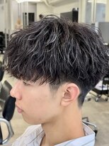 オーバル ジングウマエ(OVARL jingumae) 縦落ちツイストスパイラルラウンドマッシュ