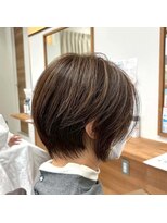 ティーシースペース 元住吉店(T.C.SPACE) ナチュラルな白髪ぼかしハイライト
