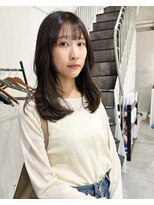 アトレ アネックス(attrait ANNEX)&nbsp;透明感グレージュカラーのミディアムスタイル