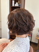 アドア(ADOR)&nbsp;大人ゆるふわデジタルパーマボブ