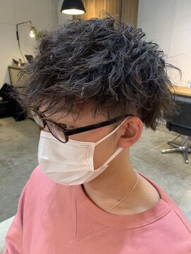 エルオム(EL.HOMME) 【MITSU】ツイスパ×ツーブロック刈り上げショート