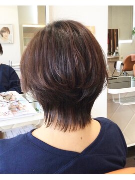 ヘアー スタイリスト(hair STYLIST) ウルフレイヤー