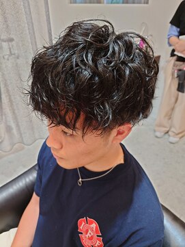 パシフィックダズールコパン(Pacific Dazzle copain) 神戸メンズツイストスパイラル　波巻き　シークレットパーマ