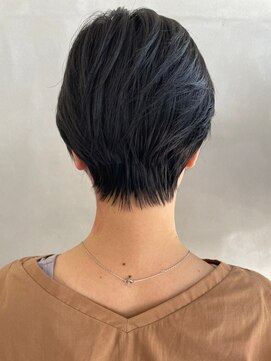 フェアリーテール 高坂店 首元すっきり!スタイルアップショート