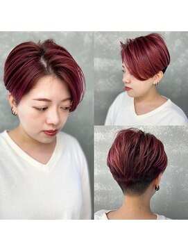 トゥージュ ベル(Toujours Belle) 刈り上げハンサムショート×ブリーチオンカラー