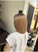 ほんのりピンクベージュ