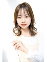 ローエン(ROWEN)&nbsp;ROWEN_エアリーミディアムレイヤー/小顔カット/ベージュカラー