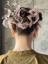 【徳岡】成人式ヘアセット 卒業式ヘアセット 花飾り アップヘア