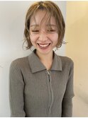 ベージュカラー