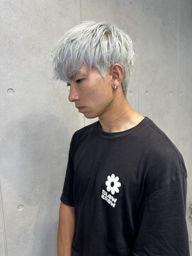 レオクマ(REOKUMA) ホワイトカラー/メンズハイトーン/スパイキーショート