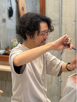 ノット(knot)の写真/ベテランスタイリストがマンツーマンで施術◇丁寧なカウンセリングであなたのお悩みを解決！