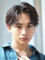 オーシャントーキョー サニー 原宿(OCEAN TOKYO Sunny)&nbsp;フェザーパーマセンターパートニュアンスパーマ韓国マッシュ黒髪