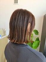 ウールバイレガーレ(uul by Legare/a)&nbsp;グレージュ切りっぱなしボブ前髪ありミニボブミルクティベージュ