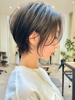 ビュートヨナカ(VIEW TOYONAKA)&nbsp;【30代/40代/50代】スッキリくびれショート/透明感カラー/小顔