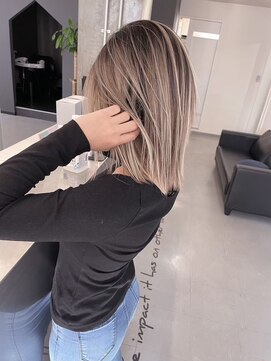 キング 枚方店(K!ng) 韓国オルチャンレイヤーカット透明感カラー顔まわり前髪カット