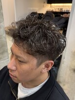 リット(lit.) MEN’S HAIR/サーフカール/刈り上げセンターパート/守谷