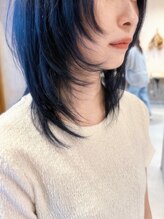 1mm単位のカットで印象が劇的変化。骨格に合わせた「小顔」スタイル
