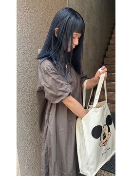 ローリー ヒロシマ(RoLLy hiroshima) ぱっつん青髪