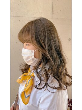 アチーブ ヘア デザイン(achieve hair design) 愛されニュアンスウェーブロング 柔らかマットオリーブベージュ