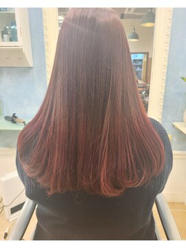 レスタ(ReSTA.) 大人可愛いグラデーションレッドカラー