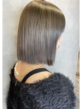 トルネード(TORNADO) 20代30代40代 切りっぱなしボブチョコレートグレージュM21