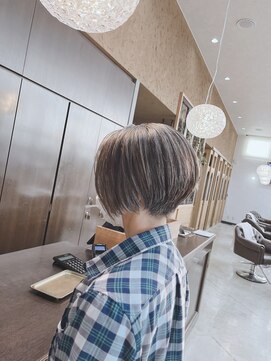 アールトゥーヘアー(art To Hair) 前下がりボブ