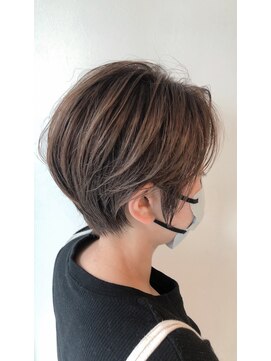 ノア(Noa) シナモンアッシュ×ショート