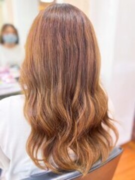 アークスヘアー 20代30代40代大人可愛いハイライトブラウンベージュ毛先パーマ