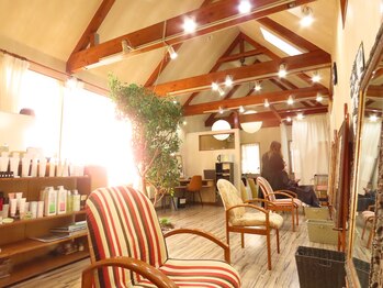 ヘアカラー専門店　Colari　健軍店　【ヘアカラーセンモンテン　カラリ】