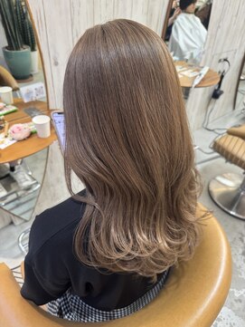 ロンドアジュール 横浜(Lond azur) ブリーチホワイトグレージュダブルカラーレイヤーカット韓国横浜