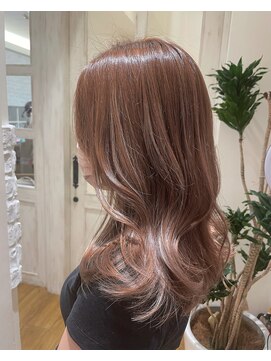 シーループユナイテッドアトリエ(C-LOOP UNITED ATELIER) 柔らかい印象が欲しい方に【レイヤーカット×ハイライト】