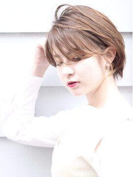 ショートボブ×ニュアンスカラー【LEB神戸三宮】